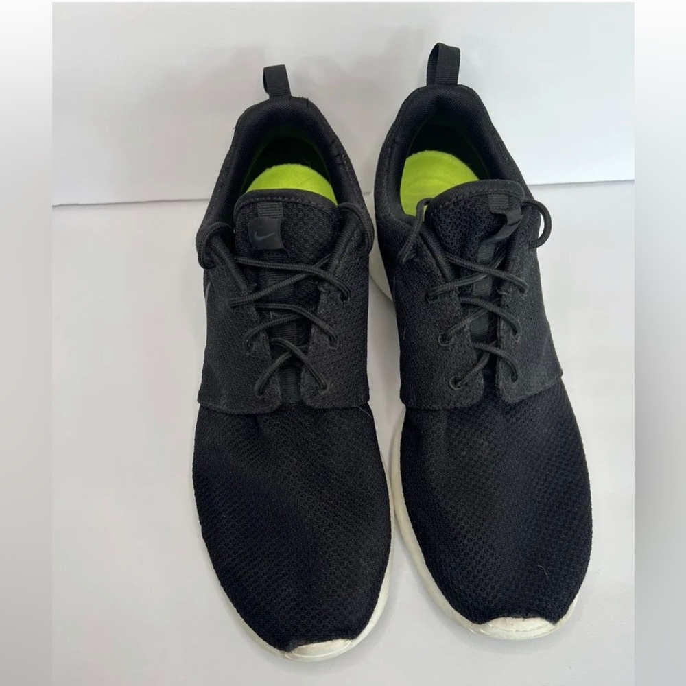 Nike Roshe Run Black White Running Shoes Sneakers Men's Size 11